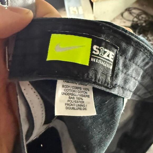 Black Nike Just Do It Dad Hat - Picture 7 of 7